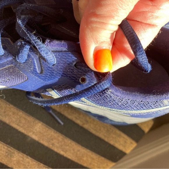 ASICS women’s size 3 running shoes - Picture 11 of 11